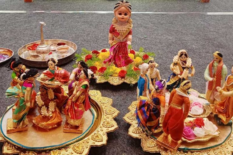 seer-varisai-thattu-aarthi-plates-for-half-saree-function-in-chennai