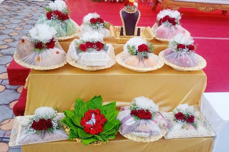 seer-varisai-thattu-aarthi-plates-for-puberty-function-decoration-chennai